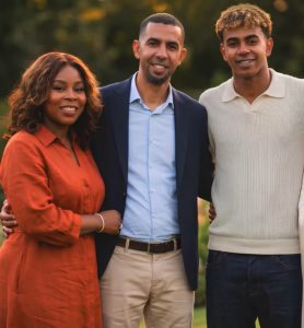 Mounir Nasraoui Et Sheila Ebana Qui Sont Vraiment Les Parents De Mounir Nasraoui Et Sheila Ebana Qui Sont Vraiment Les Parents De